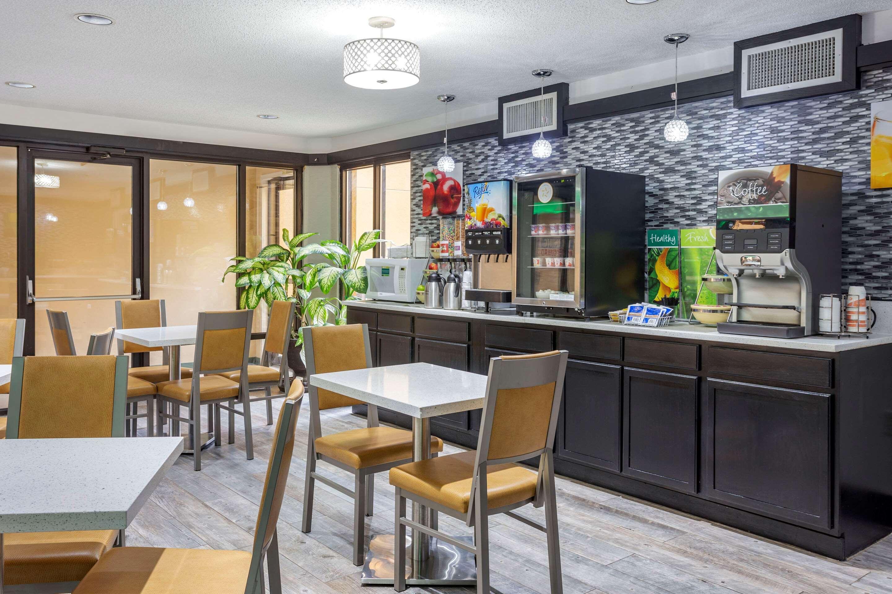 Quality Inn St Robert - Ft Leonard Wood Сейнт Робърт Екстериор снимка