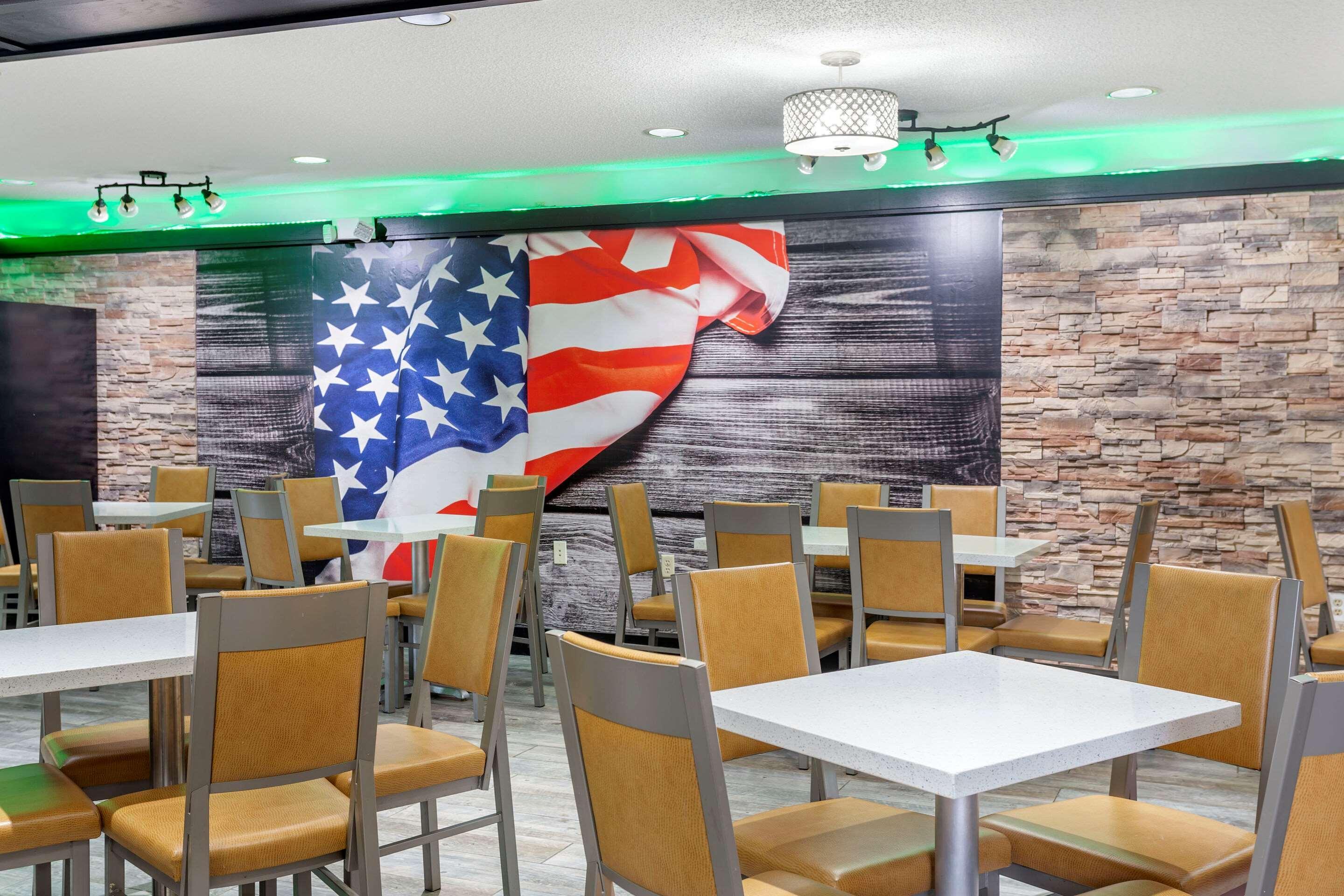Quality Inn St Robert - Ft Leonard Wood Сейнт Робърт Екстериор снимка